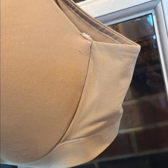 Cacique Tan Seamless Full Coverage Bra size 50B Has underwire. - Picture 6 of 9